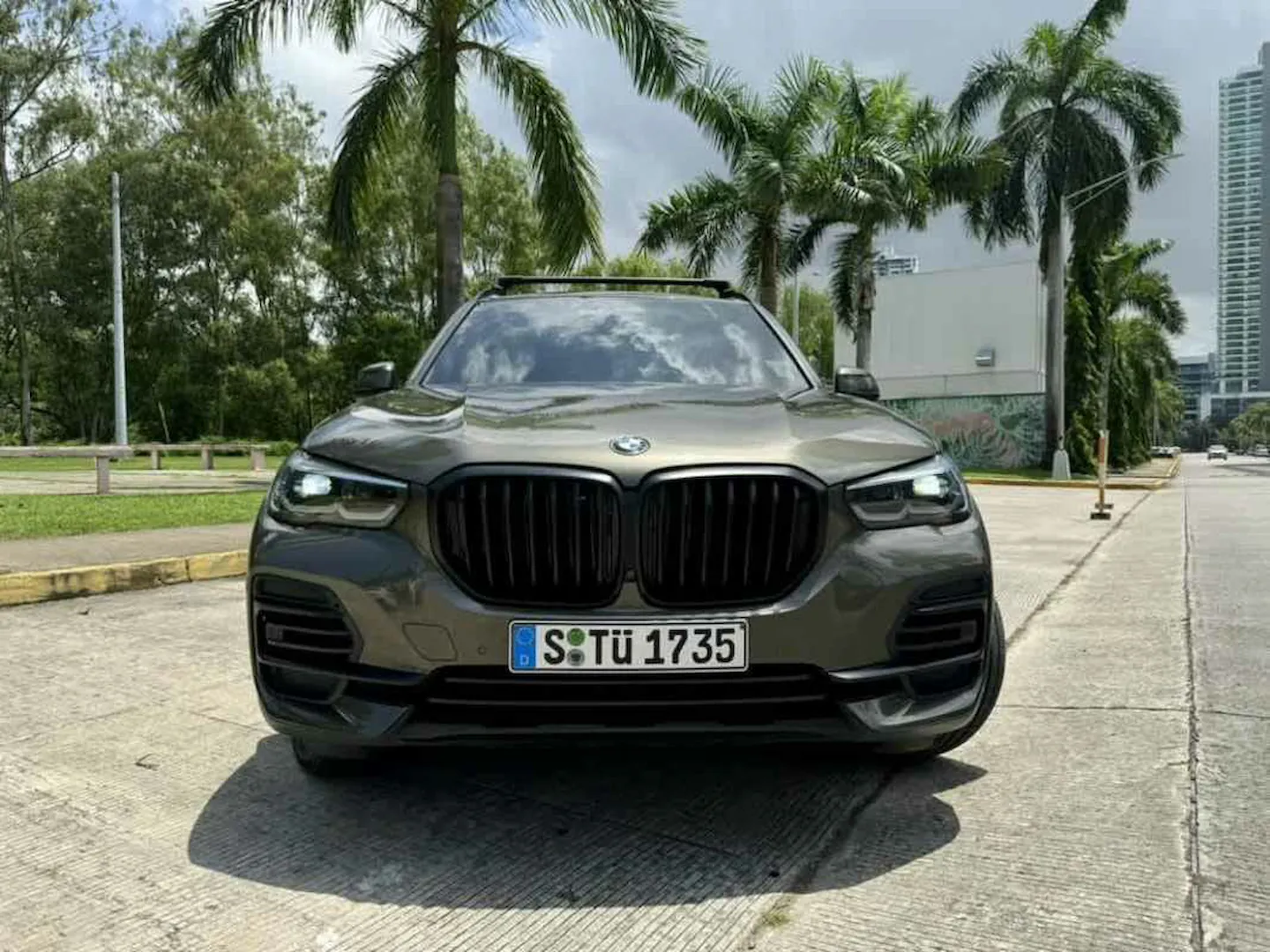 Preview imagenes del auto